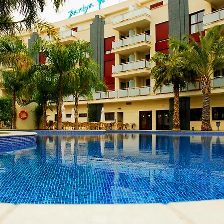 Daniya & Business 4* Hotel 4*