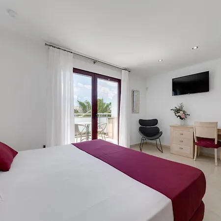 Daniya & Business 4* Hotel