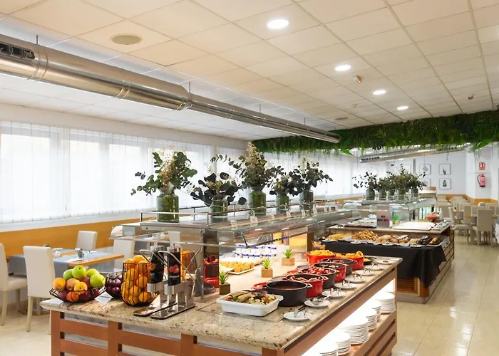 Daniya & Business 4*