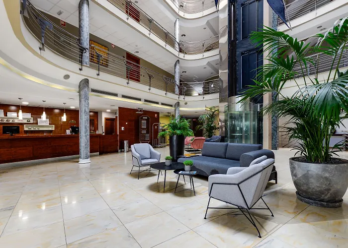 Szálloda Daniya & Business 4*