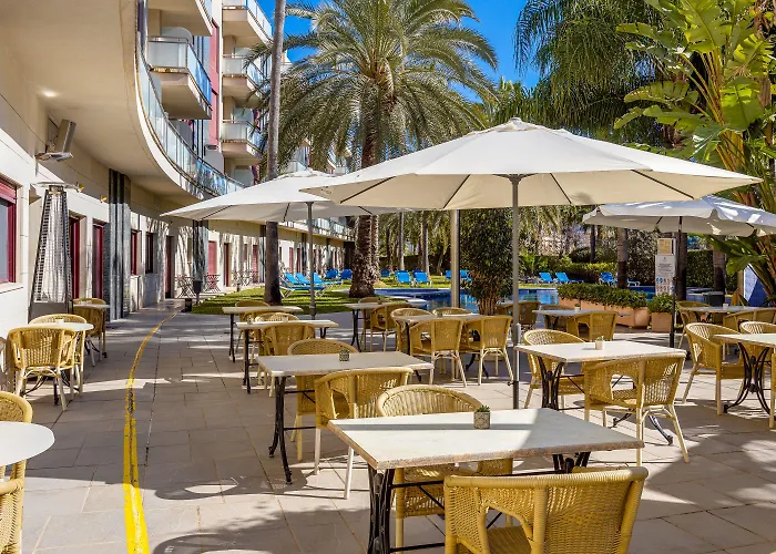 Daniya & Business 4* Szálloda 4*