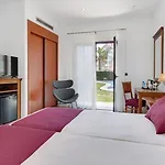 Daniya & Business 4* Отель