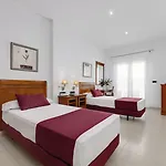 Daniya & Business 4* Отель 4*