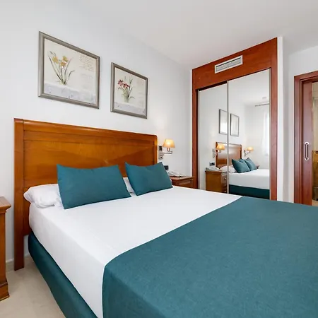 Hotel Daniya & Business 4* Denia