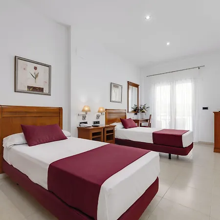 Daniya & Business 4* Hotel 4*